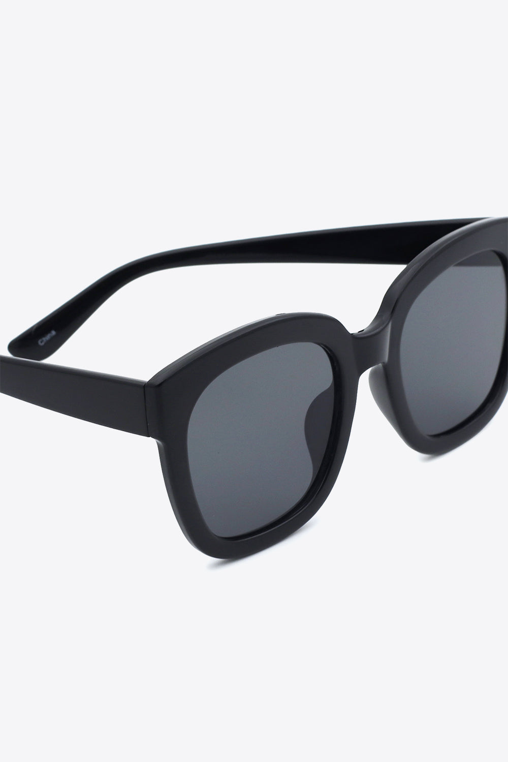 Square Sunglasses - Black or Tortoiseshell