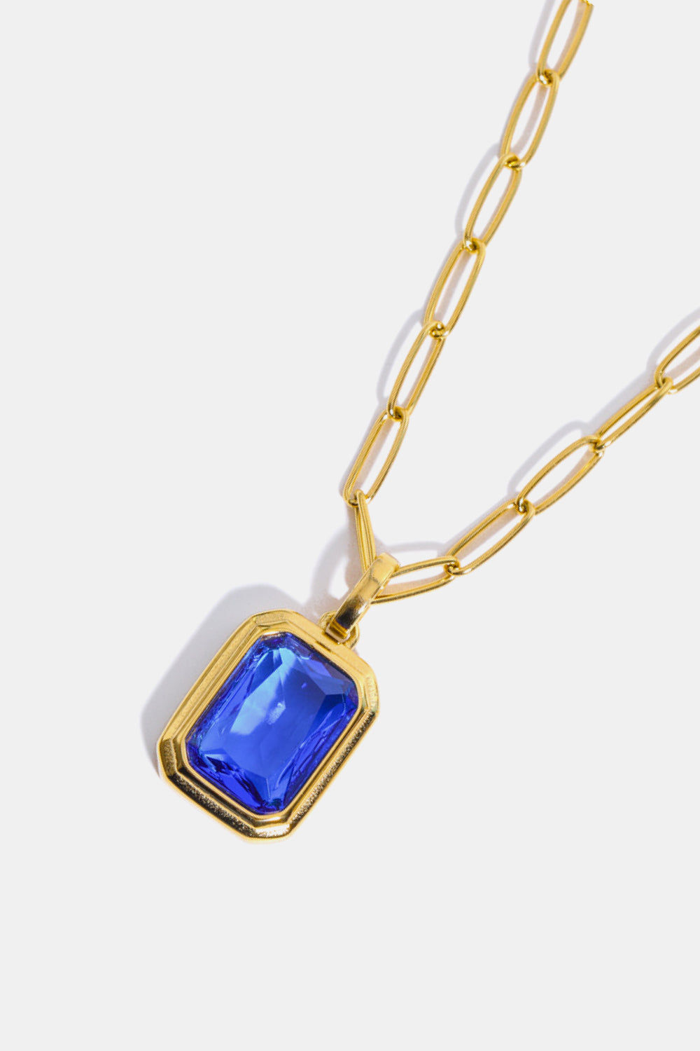 18K Gold-Plated Geometrical Shaped Pendant Necklace